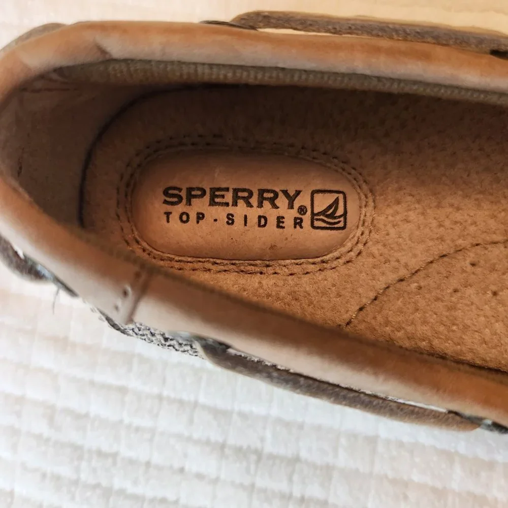 Sperry Top-Sider Women’s Cream Loafers NWT Sz 5.5